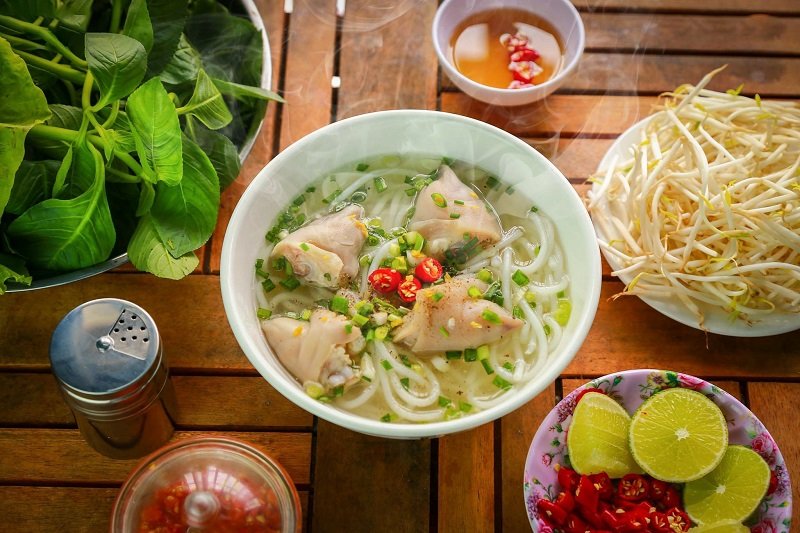 Mơ thấy ăn bánh canh